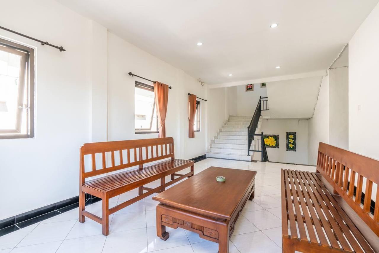 Ganandra Stay Denpasar Exterior photo