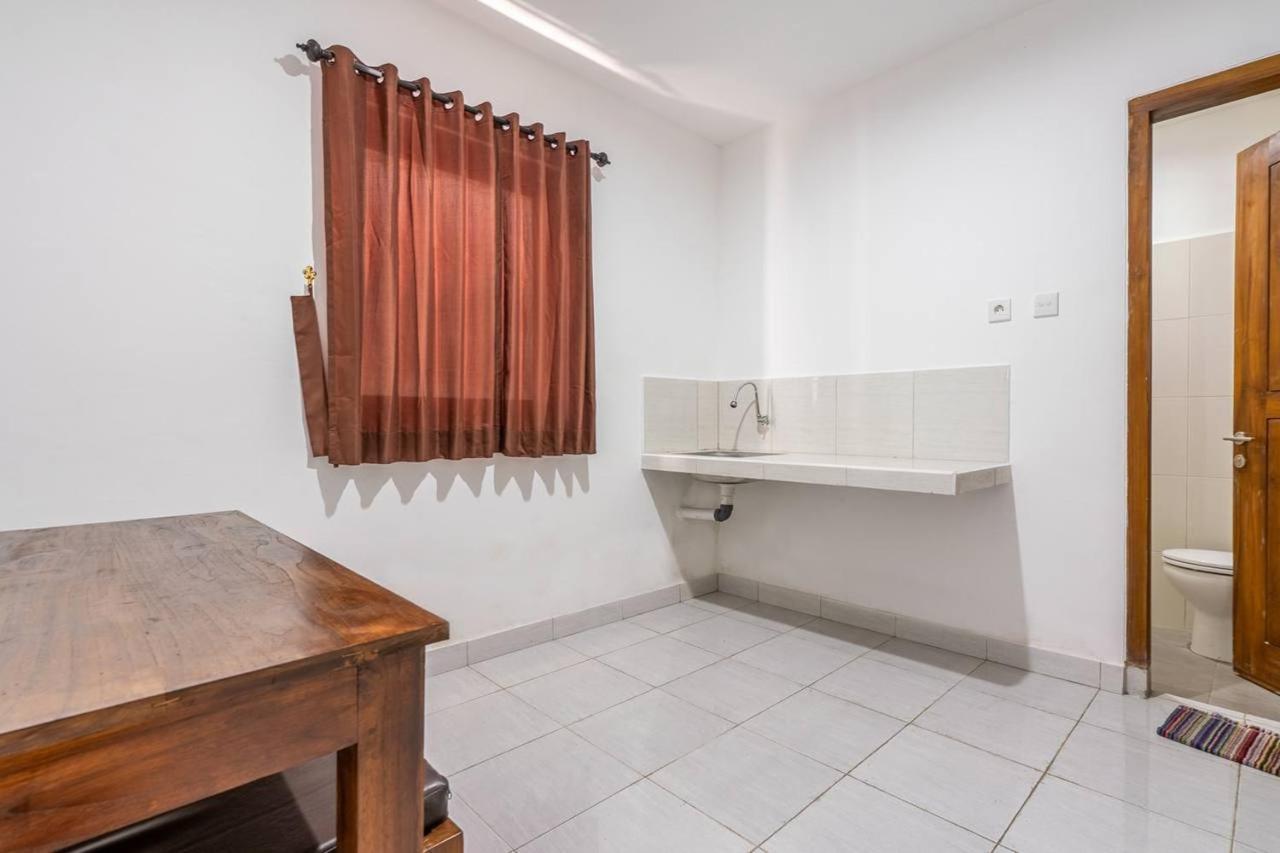 Ganandra Stay Denpasar Exterior photo