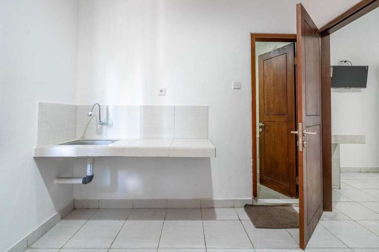 Ganandra Stay Denpasar Exterior photo